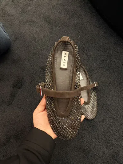 Alaïa Fishnet Embellished Ballet Flat Shoes In White