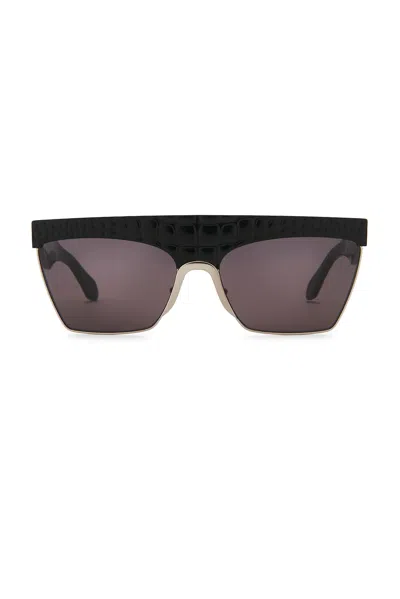 Alaïa Flat Top Sunglasses In Black & Grey