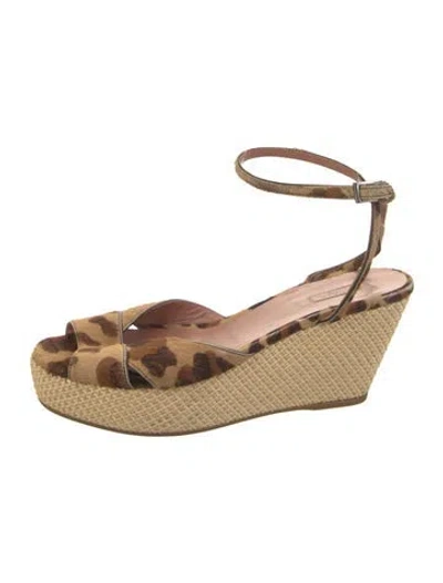 Pre-owned Alaïa Fur Animal Print Espadrilles In Neutral