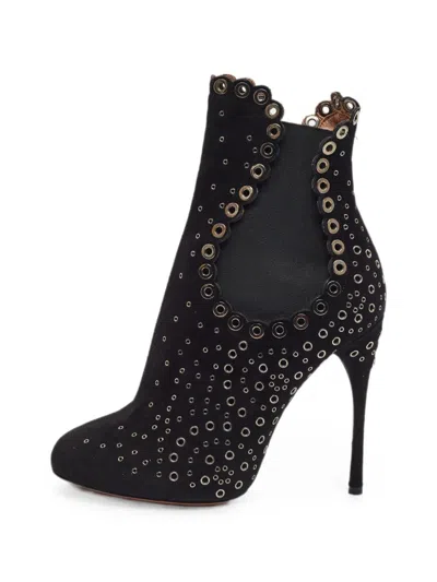 Pre-owned Alaïa Gomet Laser-cut Ankle Boots In Black