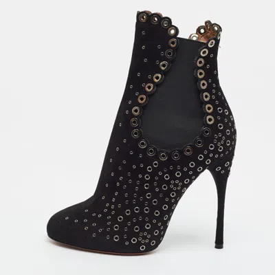 Pre-owned Alaïa Gomet Size 39 Black Laser Cut Suede Ankle Length Boots