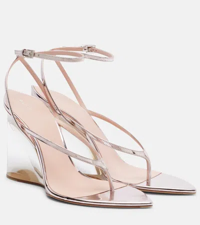 Alaïa Invisible Leather Wedge Thong Sandals In Pink