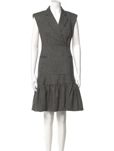 Pre-owned Alaïa Knee-length Dress In Black