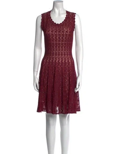 Pre-owned Alaïa Lace Pattern Knee-length Dress In Red