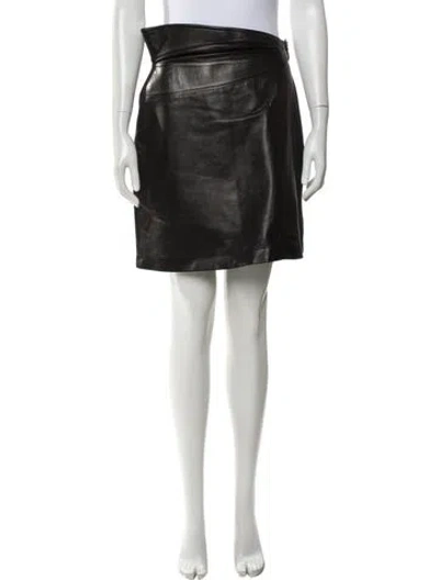 Pre-owned Alaïa Lambskin Knee-length Skirt In Black