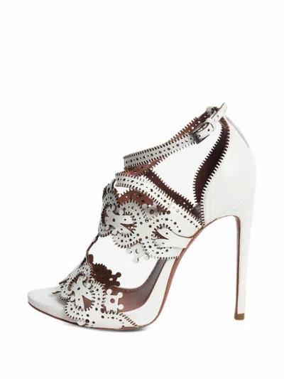 Pre-owned Alaïa Laser-cut Leather Sandals In White