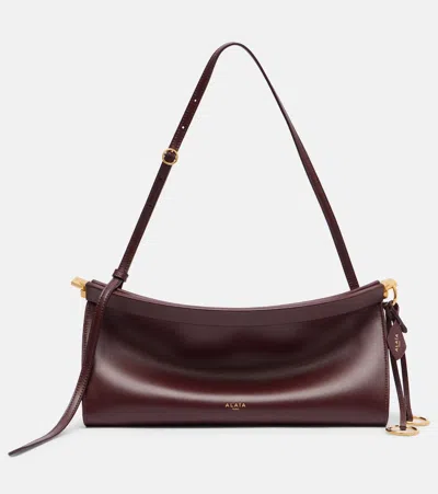 Alaïa Le Click Medium Leather Shoulder Bag In Burgundy