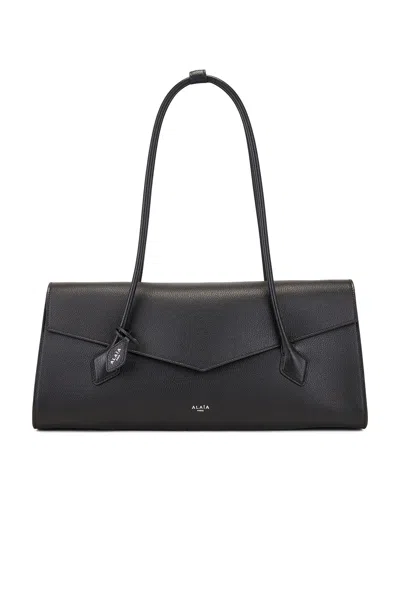 ALAÏA LE TECKEL FLAP BAG