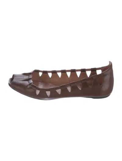 Pre-owned Alaïa Leather Ballet Flats In Brown