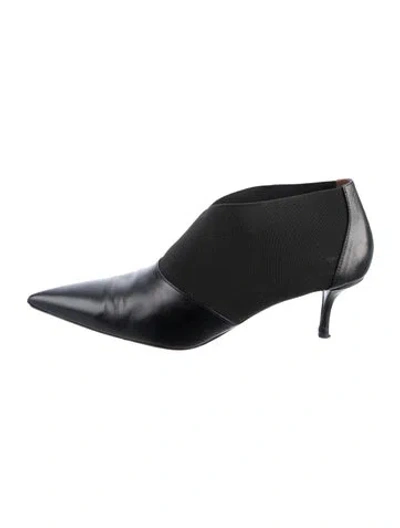 Pre-owned Alaïa Leather Boots In Black