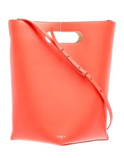 Pre-owned Alaïa Leather Bucket Bag Medium In Red