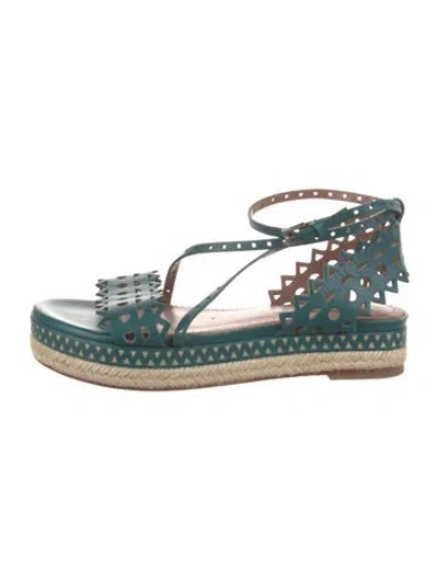 Pre-owned Alaïa Leather Espadrilles In Green