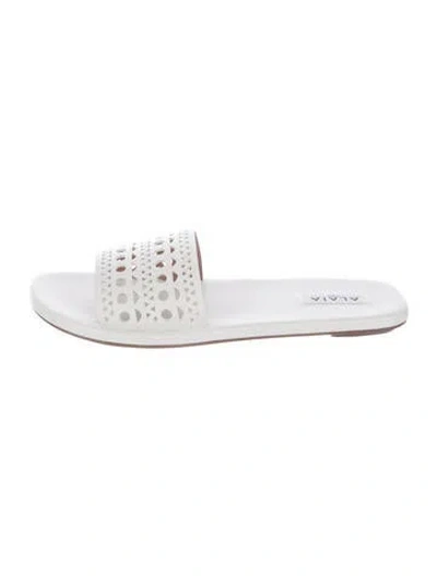 Pre-owned Alaïa Leather Lace Pattern Slides In White