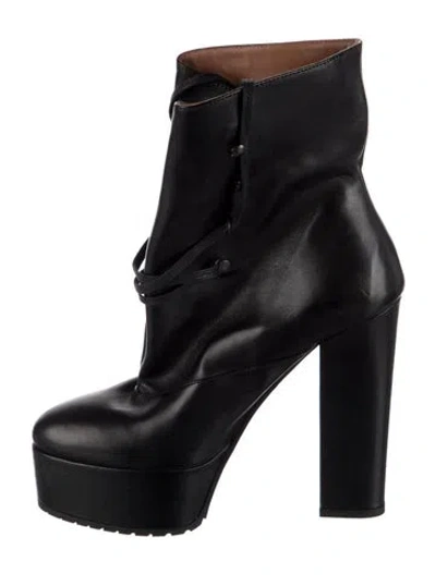Pre-owned Alaïa Leather Lace-up Boots In Black
