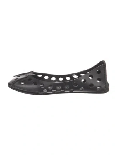 Pre-owned Alaïa Leather Lasercut Accents Flats In Black