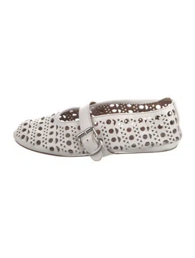 Pre-owned Alaïa Leather Lasercut Accents Mary Jane Flats In White