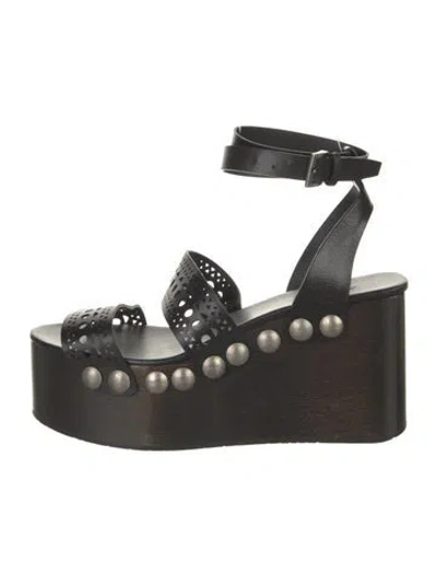 Pre-owned Alaïa Leather Lasercut Accents Pumps In Black