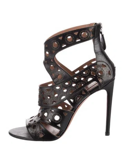 Pre-owned Alaïa Leather Lasercut Accents Sandals In Black