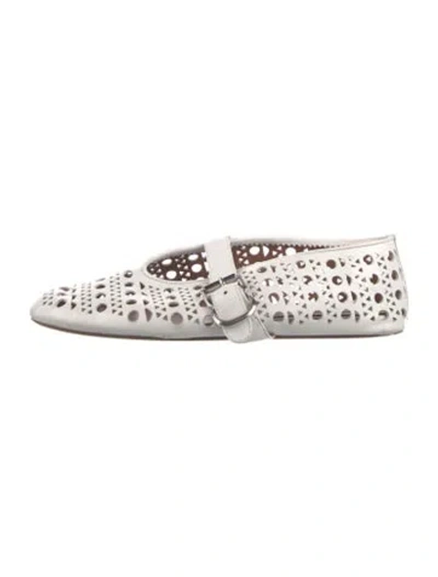 Pre-owned Alaïa Leather Patterned Mary Jane Flats In White