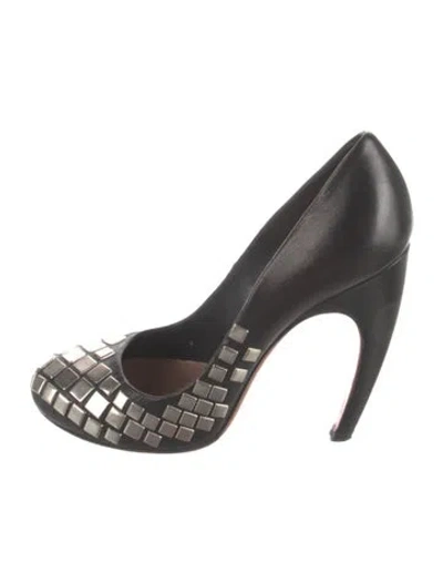 Pre-owned Alaïa Leather Patterned Pumps In Black