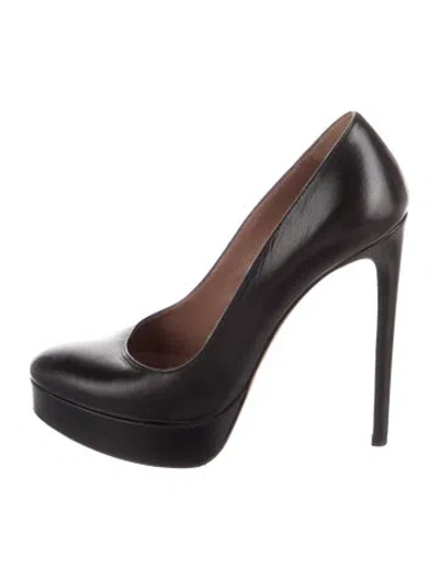 Pre-owned Alaïa Leather Pumps In Black