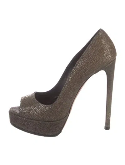 Pre-owned Alaïa Leather Pumps In Brown
