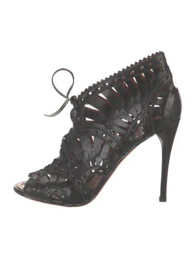Pre-owned Alaïa Leather Sandals In Black