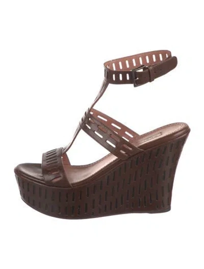 Pre-owned Alaïa Leather Sandals In Brown