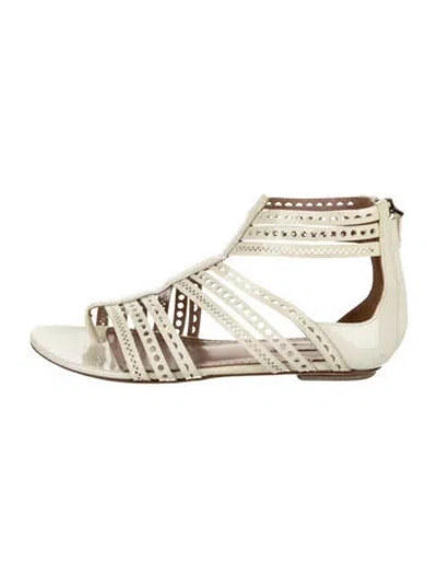 Pre-owned Alaïa Leather Sandals In Neutral