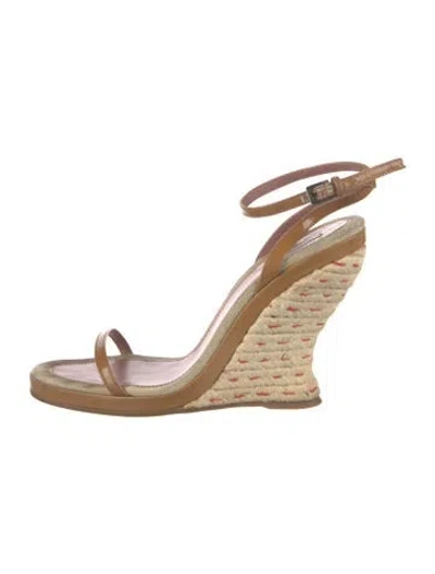 Pre-owned Alaïa Leather Sandals In Neutrals