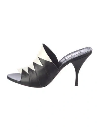 Pre-owned Alaïa Leather Slides In Black