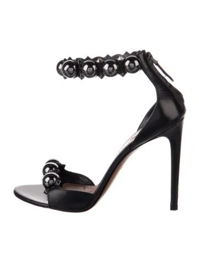 Pre-owned Alaïa Leather Studded Accents Sandals In Black