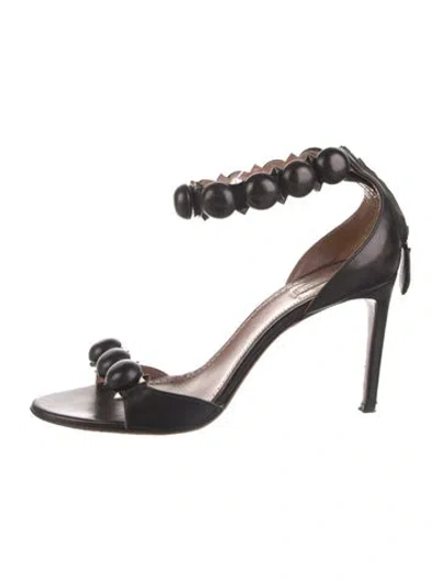 Pre-owned Alaïa Leather Studded Accents Sandals In Grey