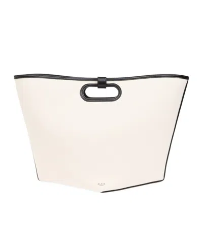 Alaïa Logo Shoulder Bag In White