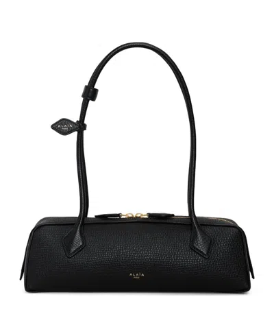 Alaïa Medium Leather Le Teckel Shoulder Bag In Black