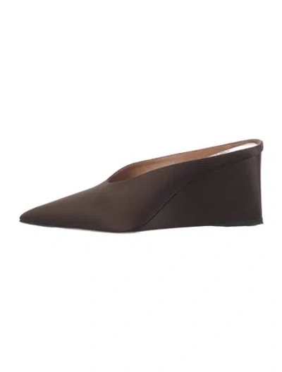 Pre-owned Alaïa Mules In Brown