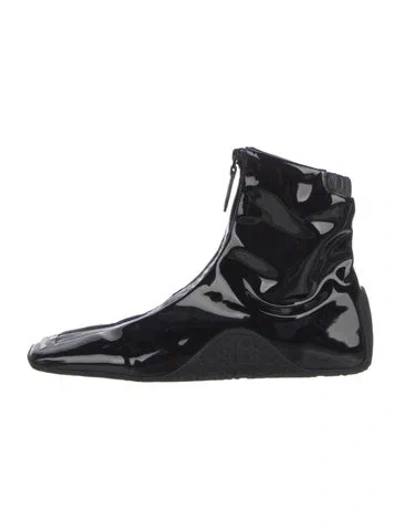 Pre-owned Alaïa Patent Leather Lace-up Boots In Black