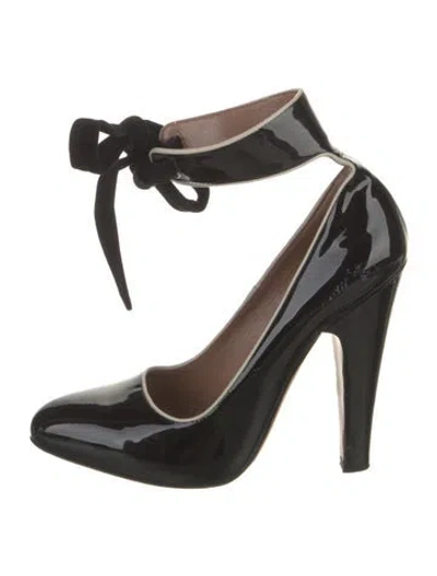 Pre-owned Alaïa Patent Leather Pumps In Black