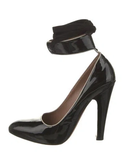 Pre-owned Alaïa Patent Leather Pumps In Black