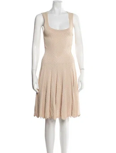 Pre-owned Alaïa Patterned Knee-length Dress In Neutral