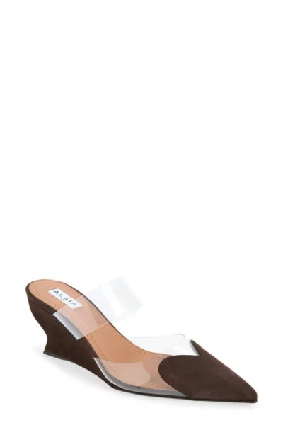 Alaïa Le Coeur 60 Suede And Pvc Wedge Mules In Brown