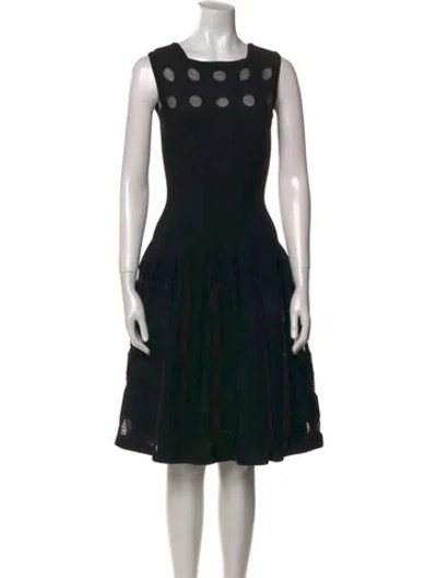 Pre-owned Alaïa Printed Knee-length Dress In Black