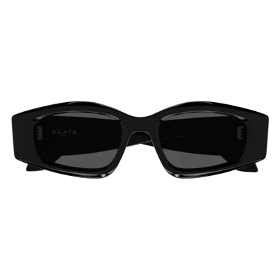 Alaïa Rectangular Frame Sunglasses With Dark-tinted Lenses In Black