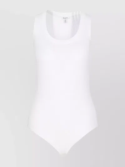 Alaïa Ribbed Texture Crewneck Sleeveless Top In White