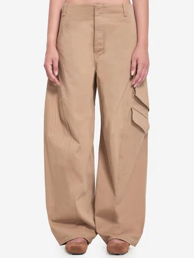 Alaïa Rounded Cargo Trousers In Nude