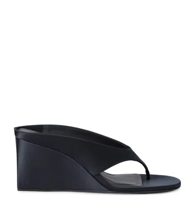 Alaïa Satin Tong Heeled Mules 75 In Black