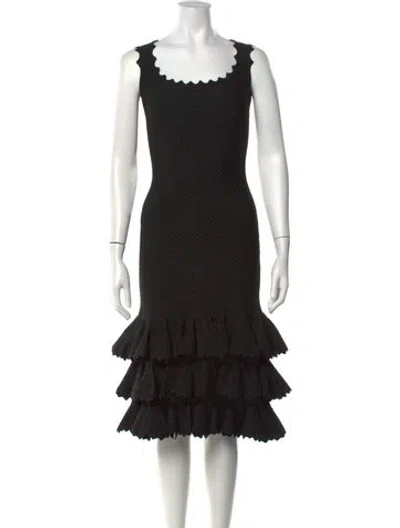 Pre-owned Alaïa Scoop Neck Midi Length Dress In Black