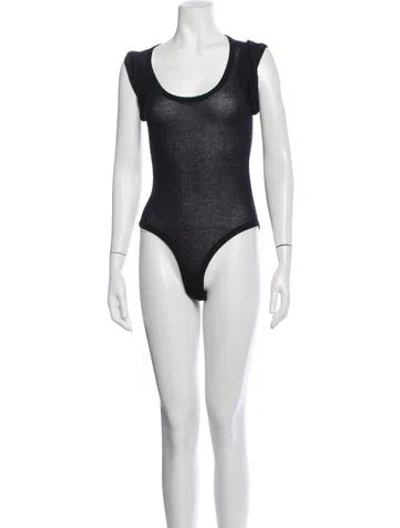 Pre-owned Alaïa Scoop Neck Short Sleeve Bodysuit In Black