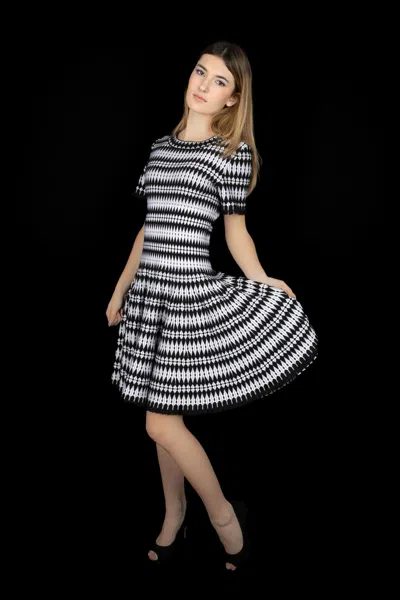 Pre-owned Alaïa Skater Dress Winter 2016 In Black