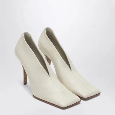 Alaïa Alaia Soft Square Ivory Pumps Women In White